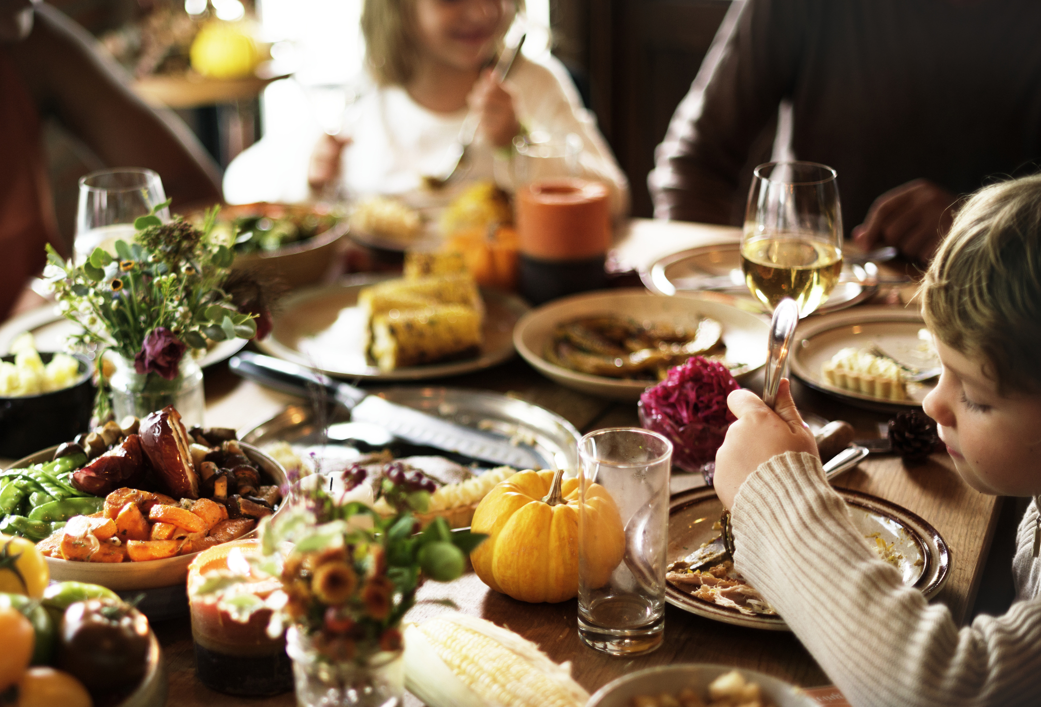 family eating thanksgiving dinner